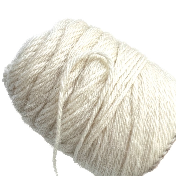 Lion Brand Fishermens Wool Natural Oils 100% Pure Virgin 8 Oz 465 yd Natural 098 - Picture 2 of 8